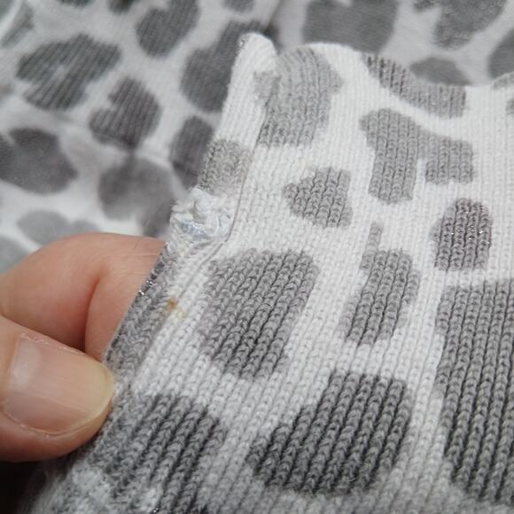 Cherokee Sparkle Grey Leopard Print Cardigan Girls XL crystal buttons thumbholes - Picture 13 of 13